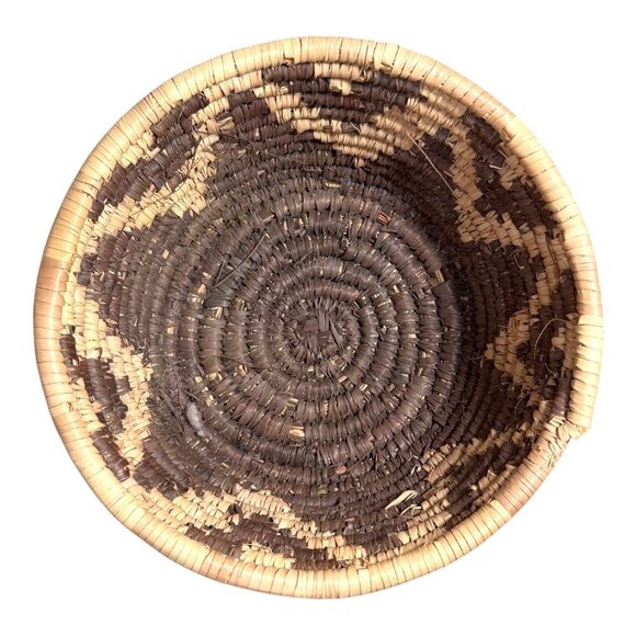 Vintage Handwoven Natural Coil Basket Triangles Tribal Catch All Accent SW 6.5" - Picture 6 of 7